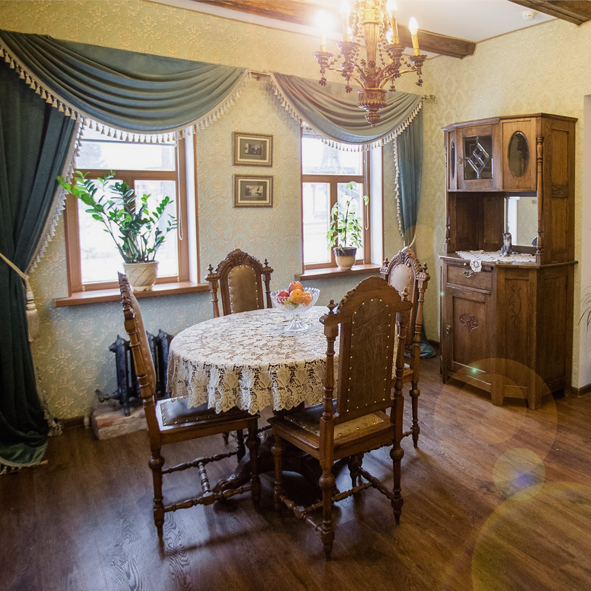 - 15% на все категории номеров в бутик-отеле Суздаля