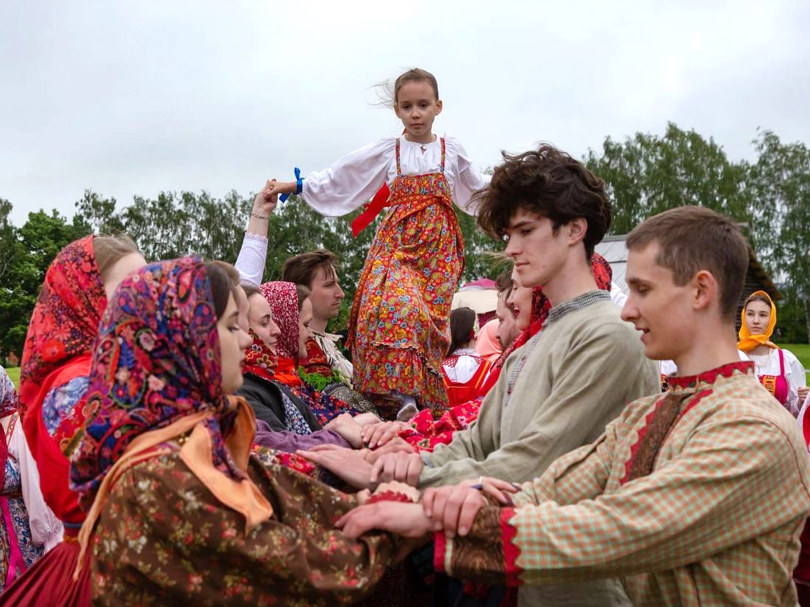 Праздник Троицы в Суздале