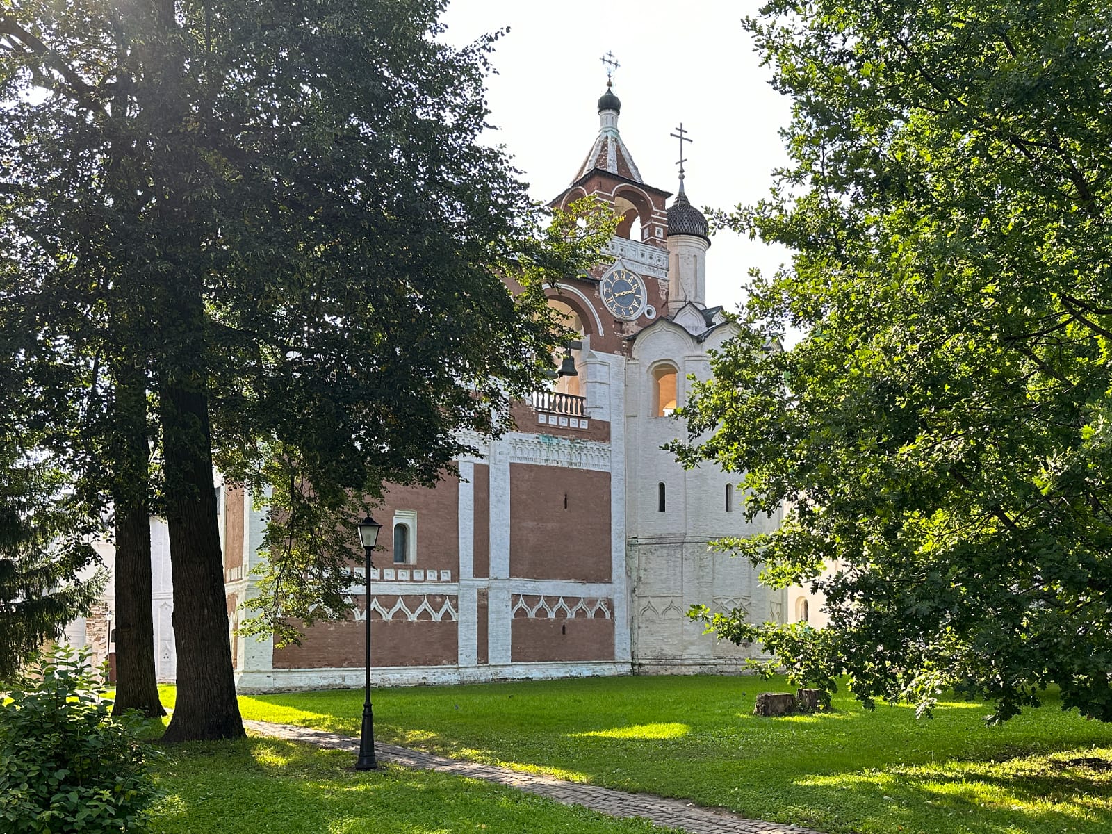 Колокольня Спаса-Евимиева монастыря