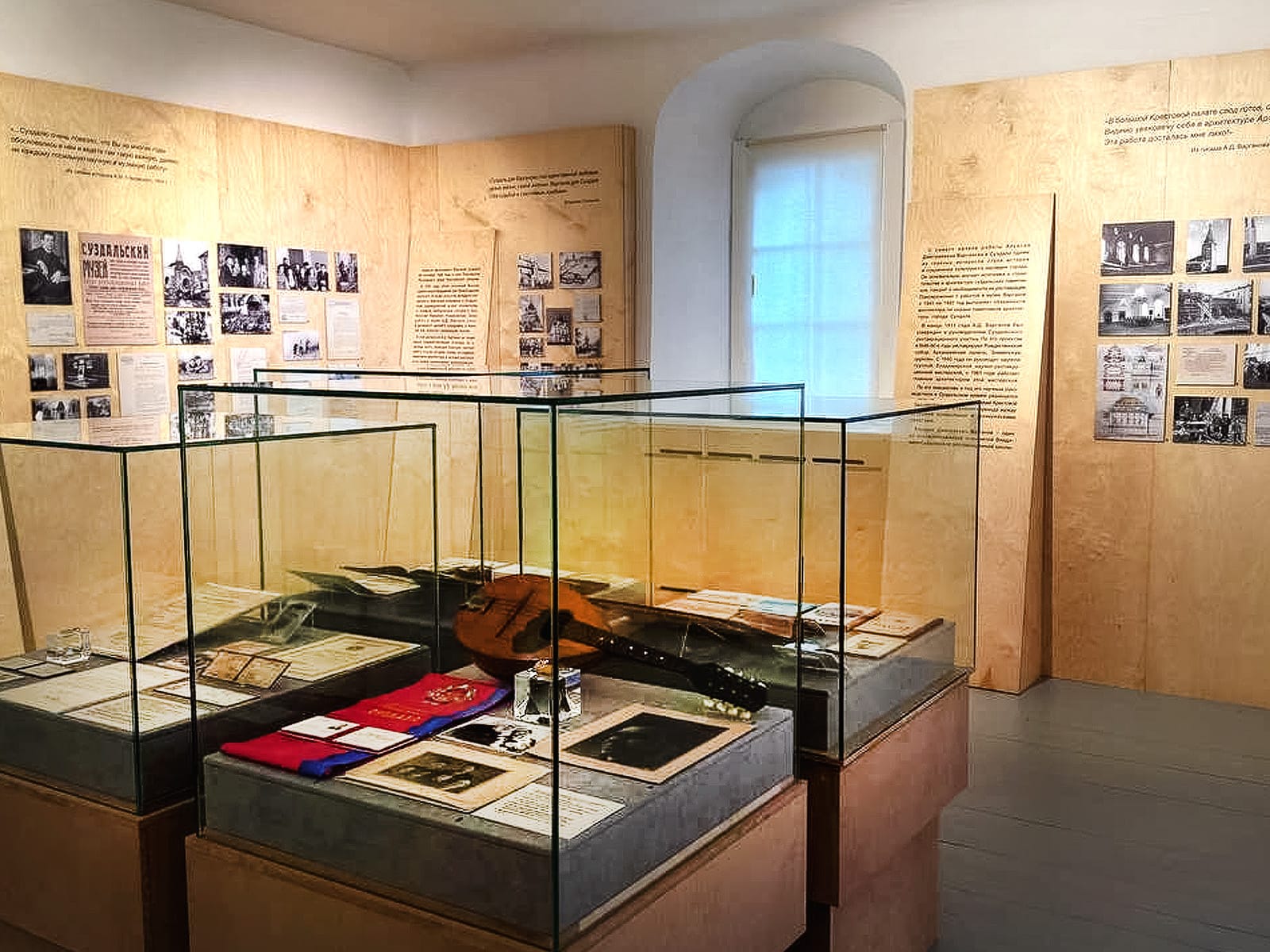 Выставка «Гений места» в Суздале