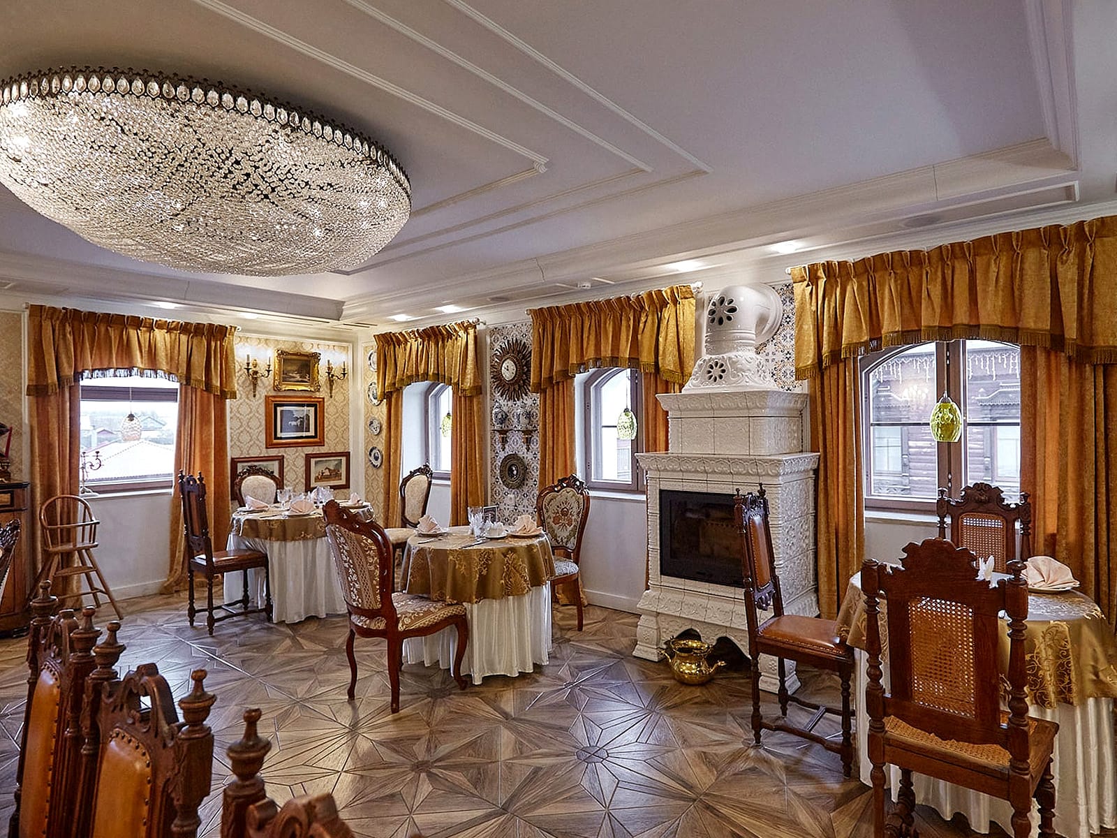 Отель &laquo;Кремлевский&raquo;. Зал &laquo;Тургенев и Виардо&raquo;