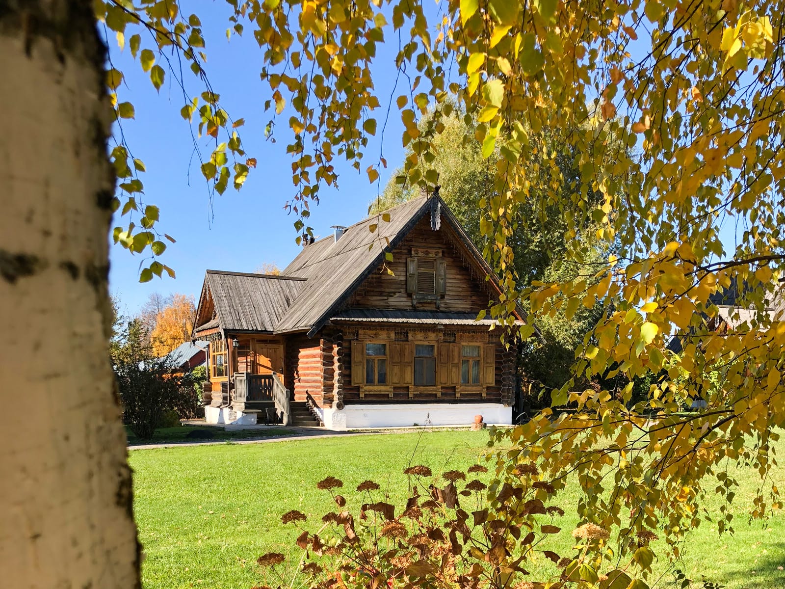 Суздаль в осенних красках