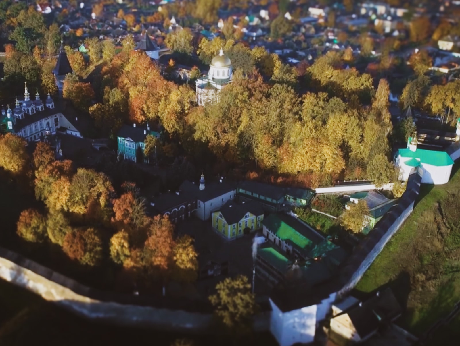 Вдохновение в саду: документальный проект о Спасо-Евфимиевом монастыре в Суздале