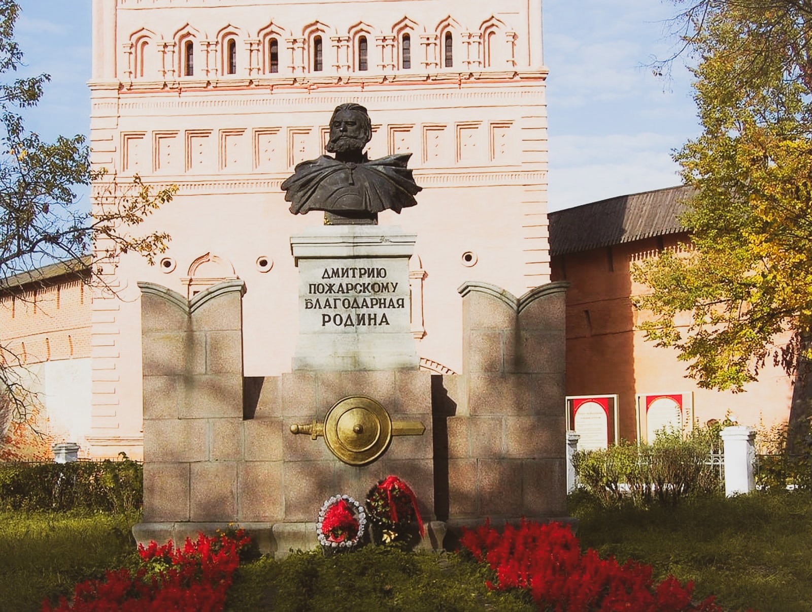 Свободное посещение территории Спасо-Евфимиева монастыря