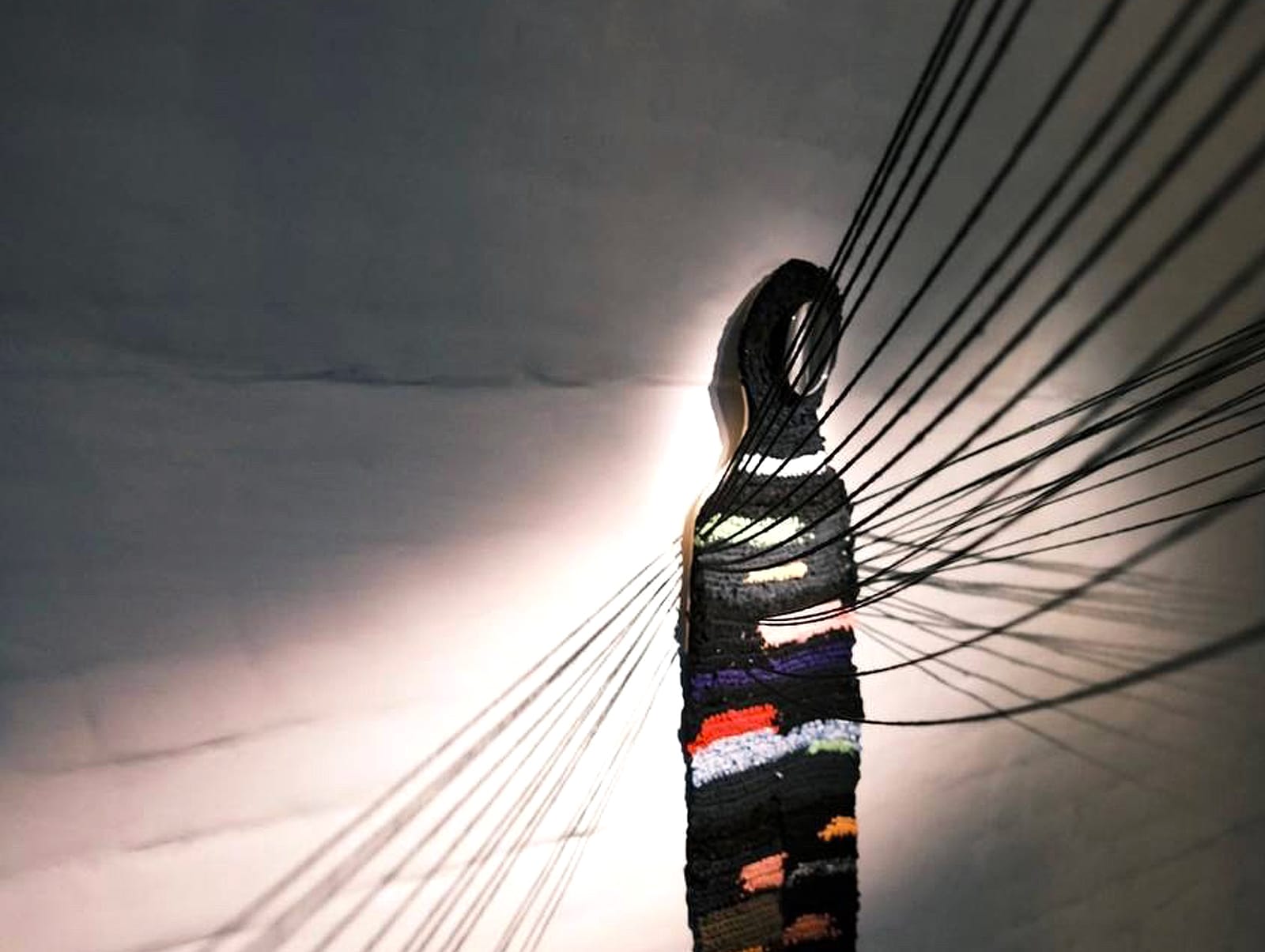 «Кругом свет»: выставка Леонида Тишкова в Суздале