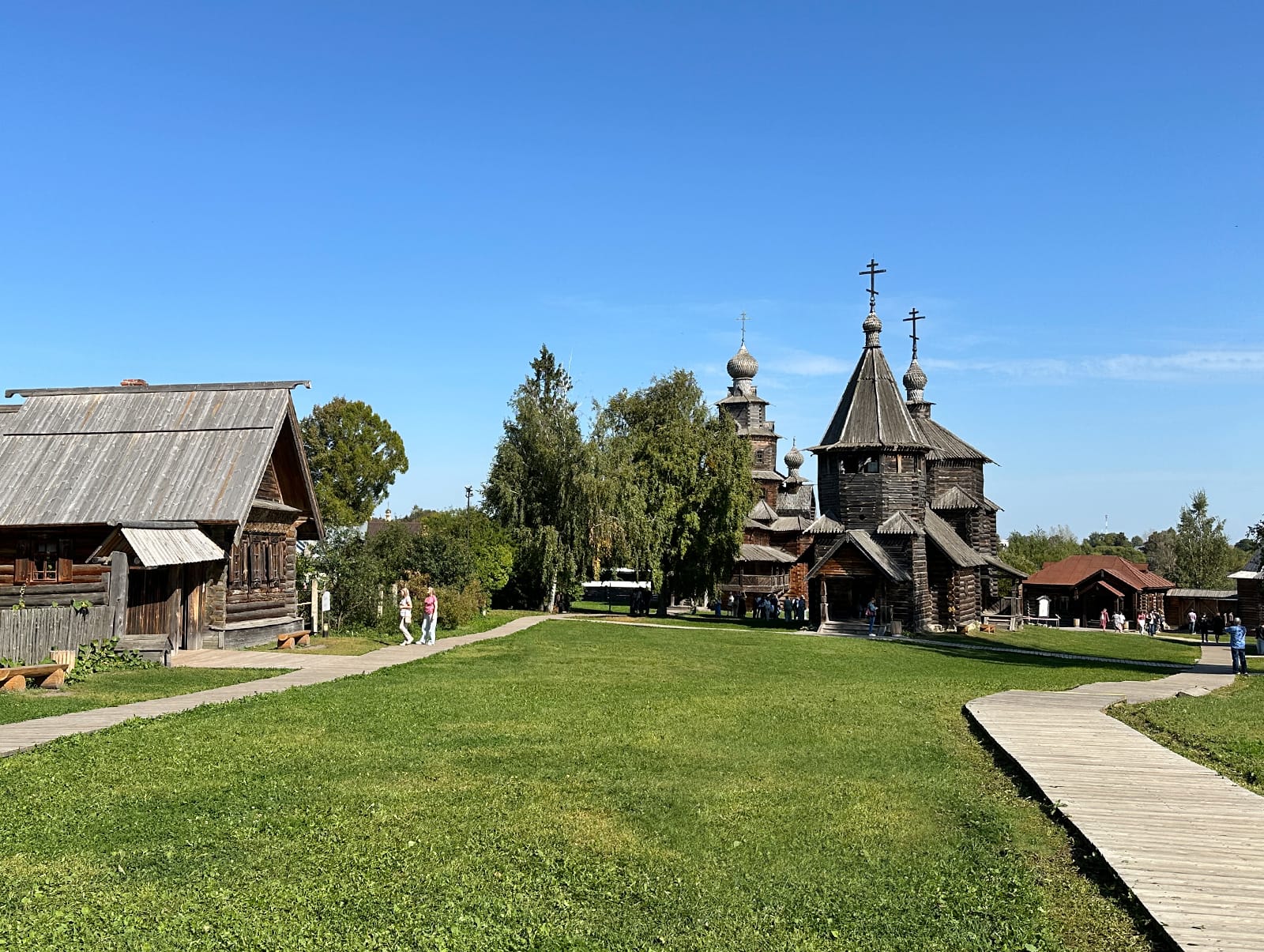 В Музее деревянного зодчества проходят уникальные практические занятия по традиционному плотницкому ремеслу