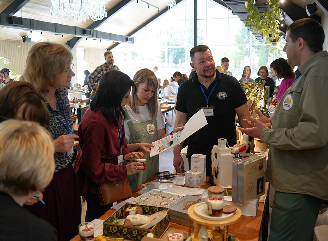 Вкусные, красивые, памятные: на Золотом кольце ищут авторов лучших туристских сувениро