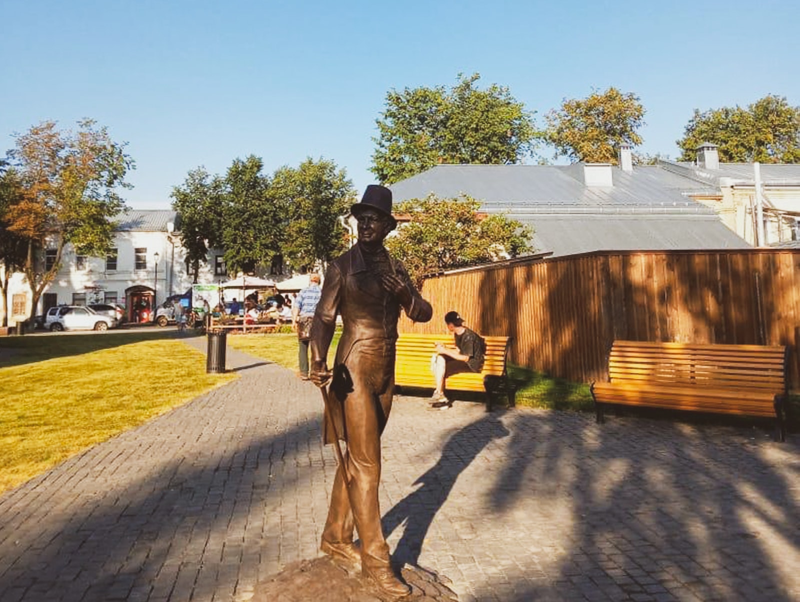 Открытие памятника Бальзаминову в Суздале