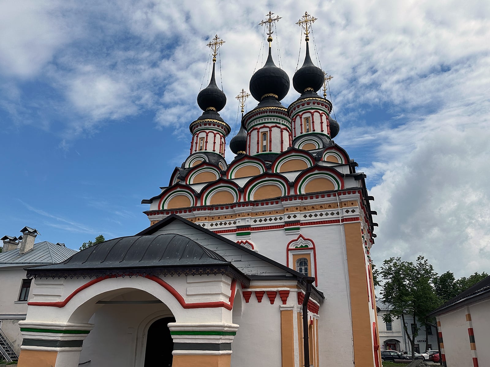 Церковь Лазаря Праведного Воскрешения